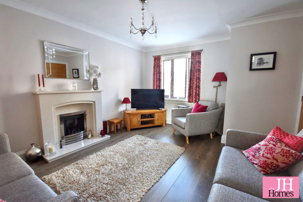 Property photo 2 of 15