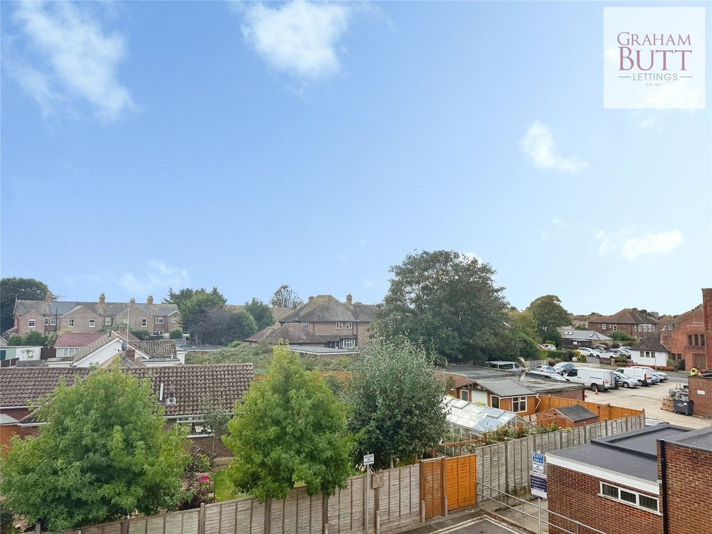 Property photo 3 of 4 Picture No. 09