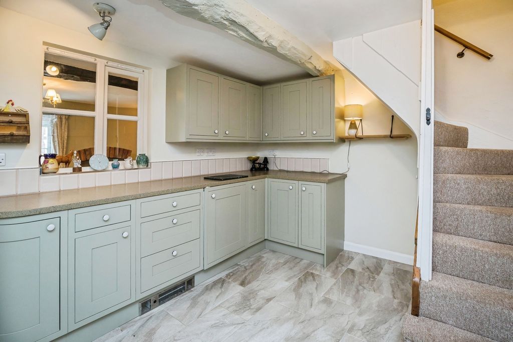 Property photo 3 of 19 Pbox-Img.Jpg