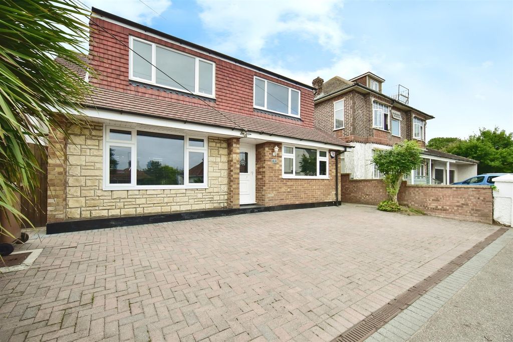 Property photo 1 of 20 External