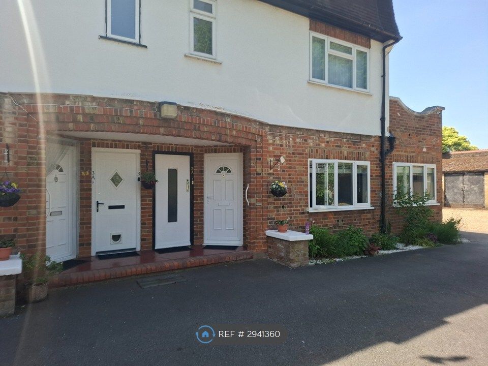 Property photo 2 of 35