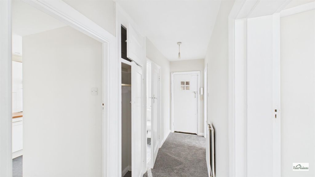 Property photo 2 of 8 Cam02085G0-Pr0199-Still007.Jpg