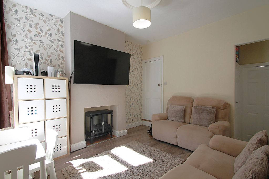 Property photo 3 of 24 Reception Room
