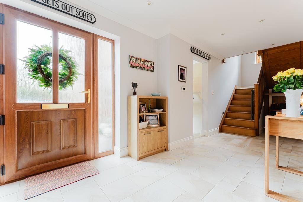 Property photo 2 of 43 Nene View, Lower Street, Great Addington (2 Of 46)