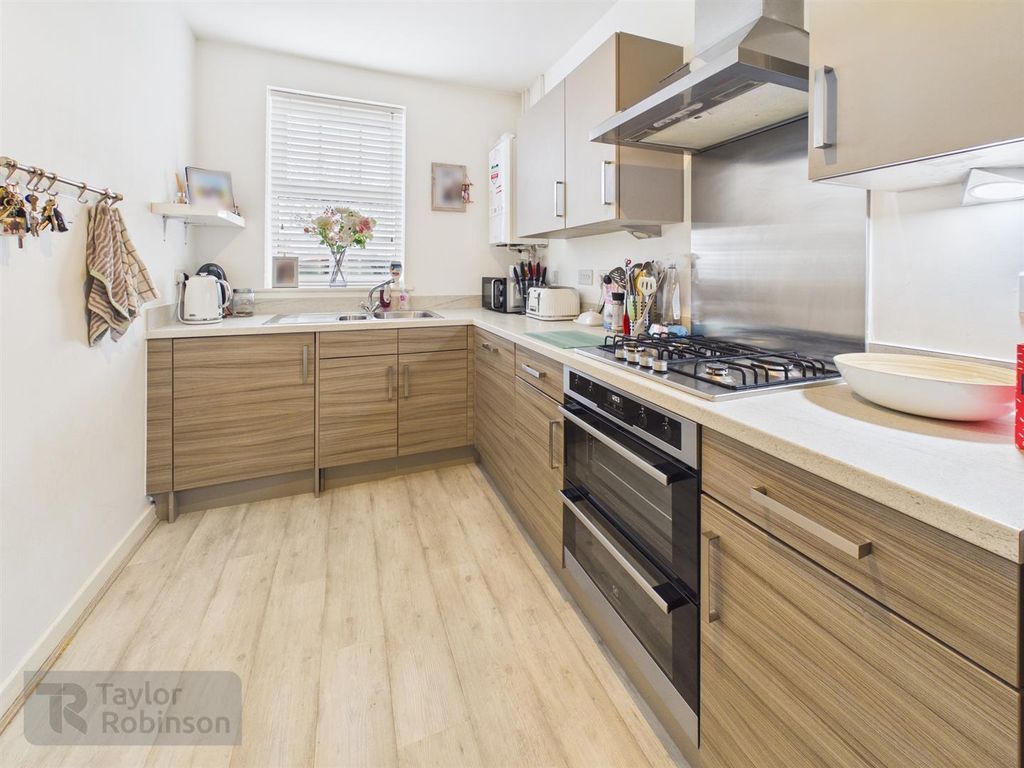 Property photo 3 of 20 Cam02600G0-Pr0645-Still038.Jpg