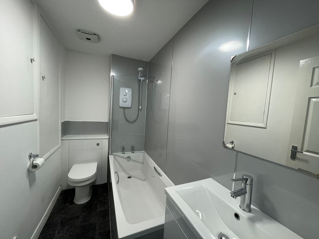 Additional image 6 of 2 bed terraced house to rentFerguson Drive, Perth PH1