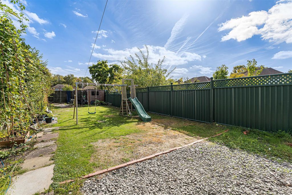 Property photo 3 of 17 23_92747.Jpg