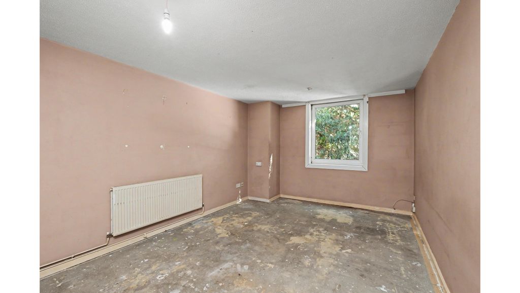 Property photo 3 of 7 20260918112004_20260917_Viewber_21_Osborne_Court-4_7N95i.Jpg