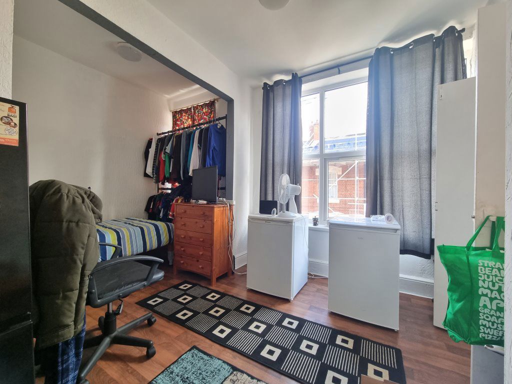Property photo 1 of 4