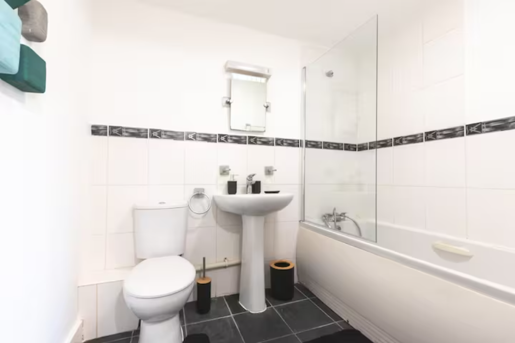Property photo 3 of 4
