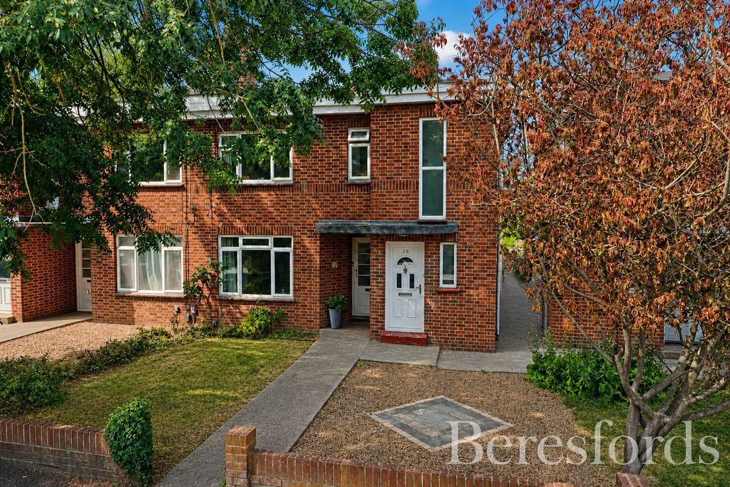 Property photo 1 of 8 Front
