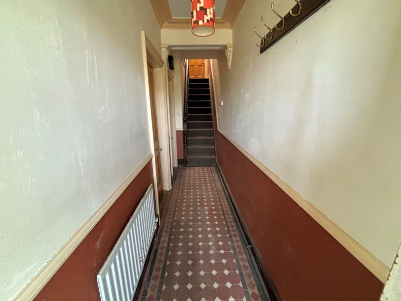 Property photo 2 of 27