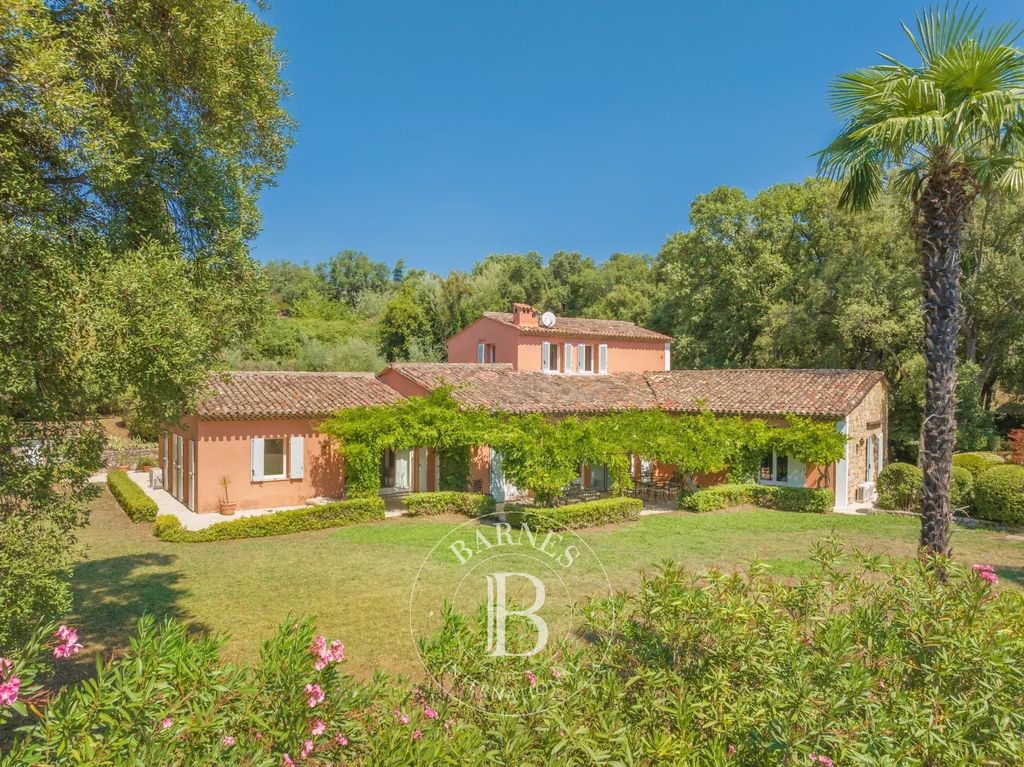 Property photo 3 of 19