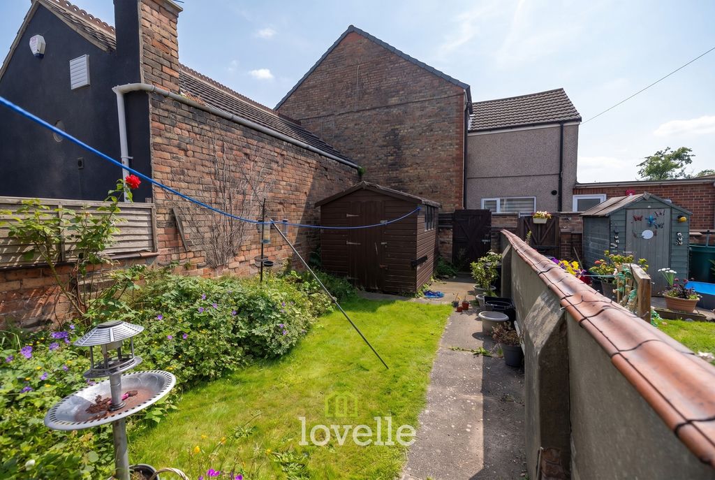 Property photo 3 of 14
