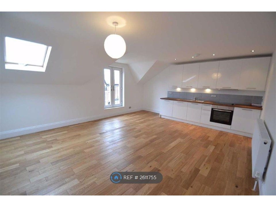 Property photo 2 of 10 Kitchen Dining Area