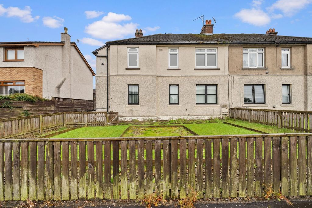 Property photo 1 of 28