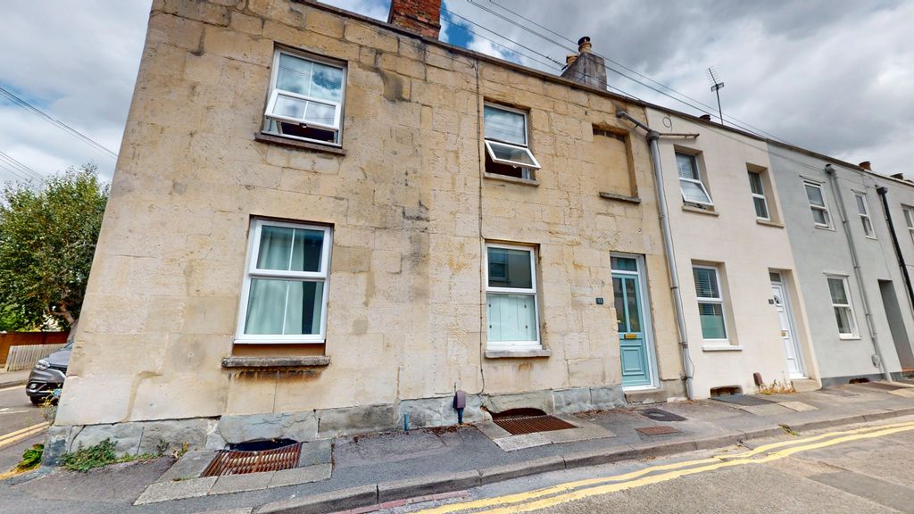 Property photo 1 of 18 33-St-Annes-07222025_181313