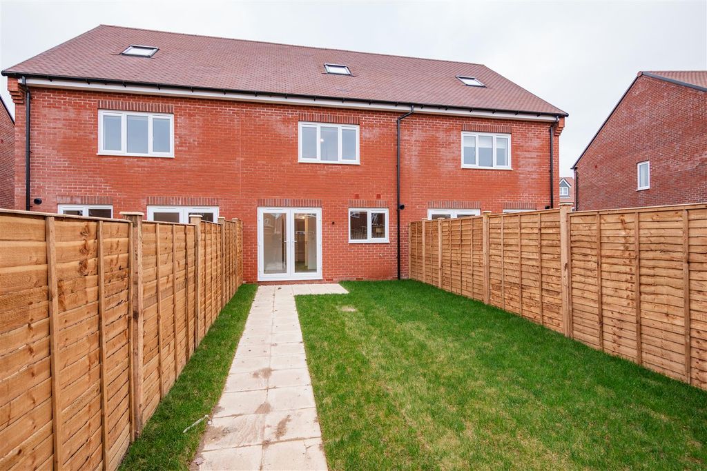 Property photo 2 of 14 P1566527.Jpg