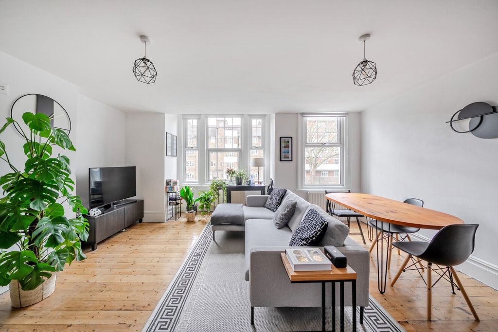 Property photo 2 of 16 Picture No. 05