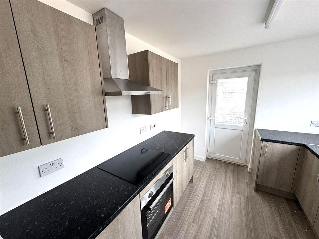 Property photo 2 of 11 Kk.Jpg