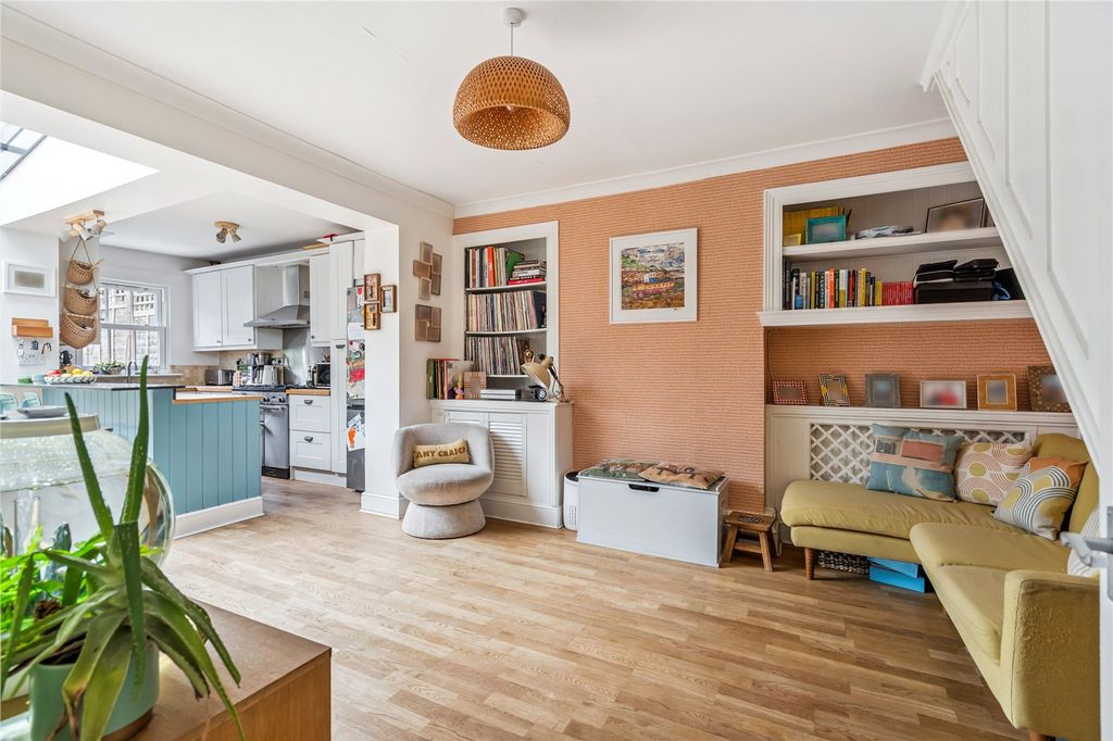 Property photo 3 of 20 Family Room