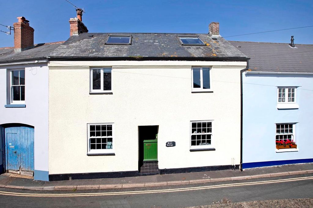 Property photo 1 of 16