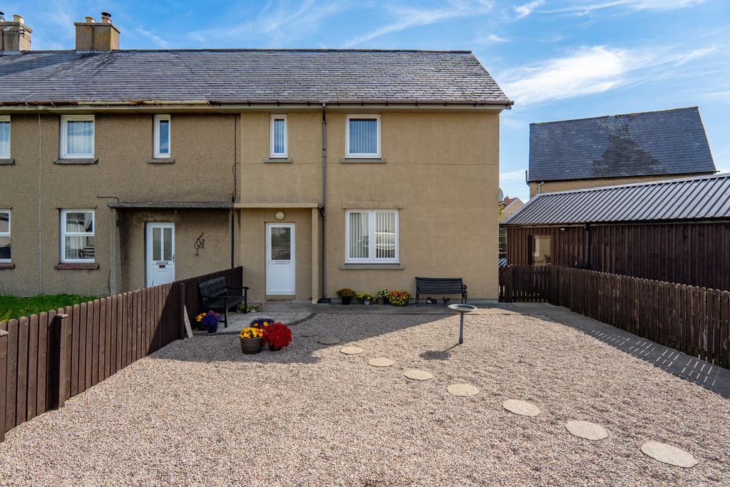 Property photo 1 of 38