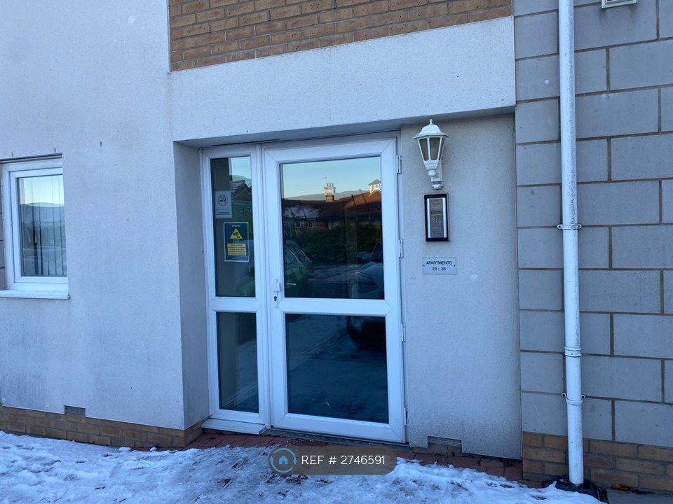 Property photo 2 of 12