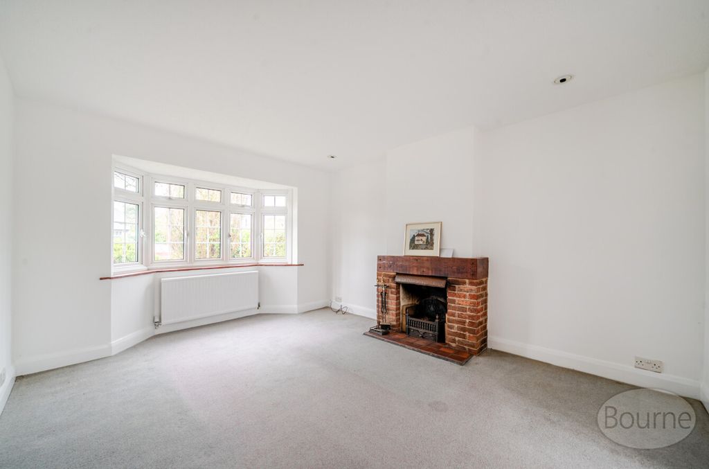 Property photo 2 of 10 3373000d-0473-418...