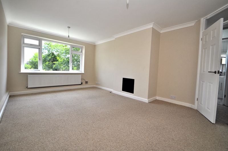 Property photo 2 of 10 Photo 12