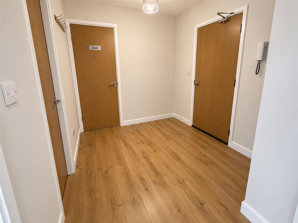 Property photo 2 of 7 2