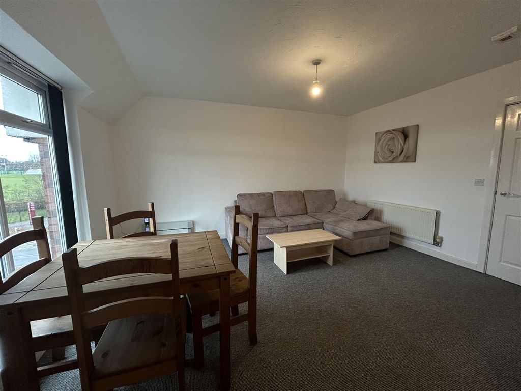 Property photo 3 of 12 Image00002.Jpeg