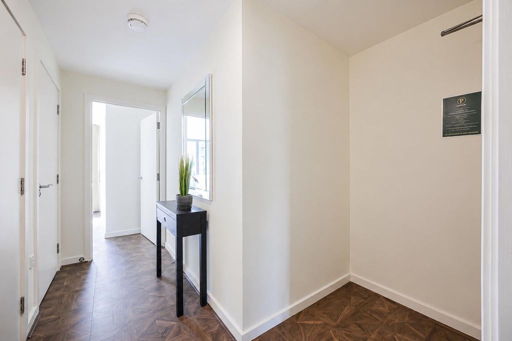 Property photo 1 of 9 Rosefield, N4