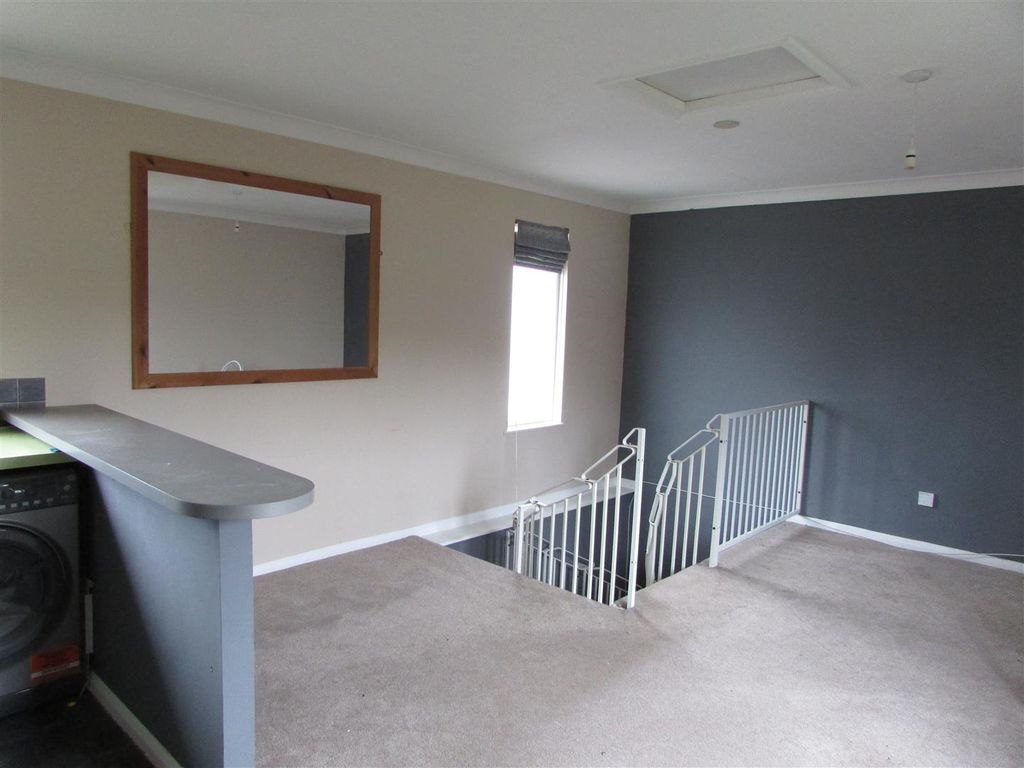 Property photo 2 of 4