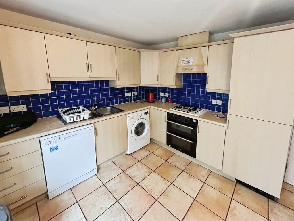 Property photo 3 of 16 Picture No. 01