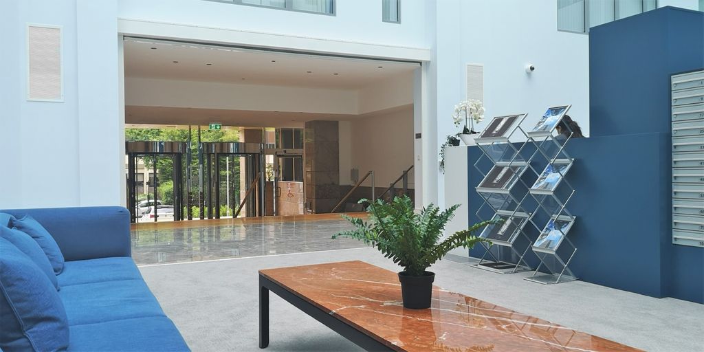 Property photo 2 of 11