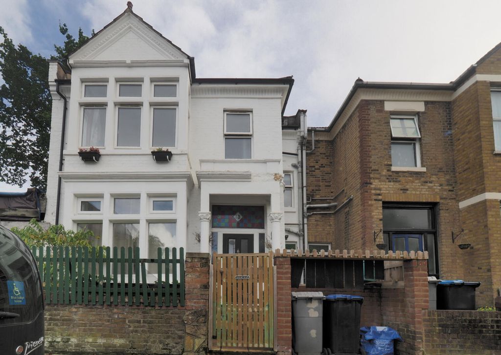 Property photo 1 of 52 Front (Exterior)