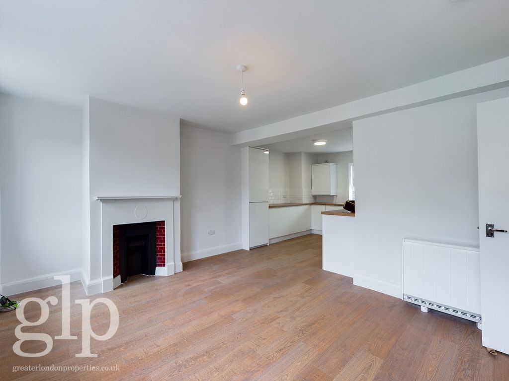 Property photo 1 of 12 4159490