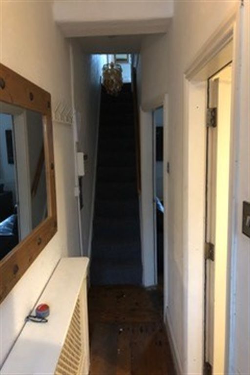 Property photo 2 of 9 Entrance