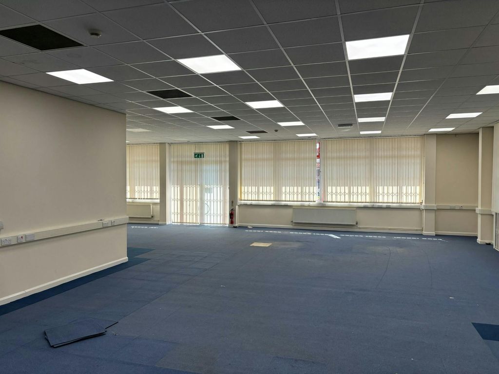 Property photo 2 of 3 Thumbnail_Img_7361.Jpg