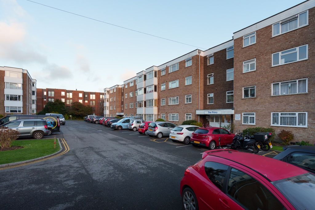 Property photo 1 of 10 4616750