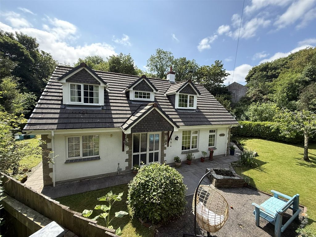 Property photo 1 of 32 Picture No. 02