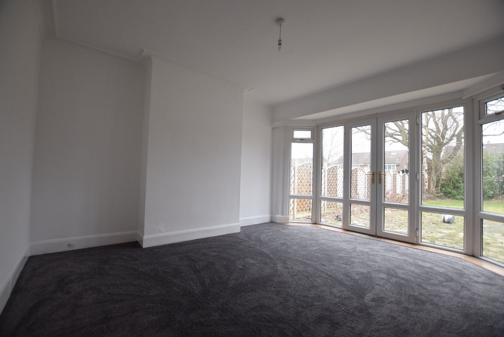 Property photo 2 of 7 Picture No. 01