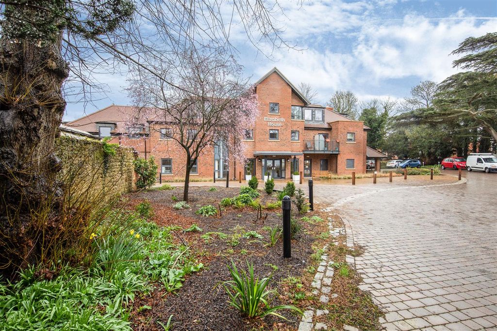 Property photo 1 of 23 2Df657Fc-B3B7-4d1c-B951-d79d6Bbbe2Ea.Jpg
