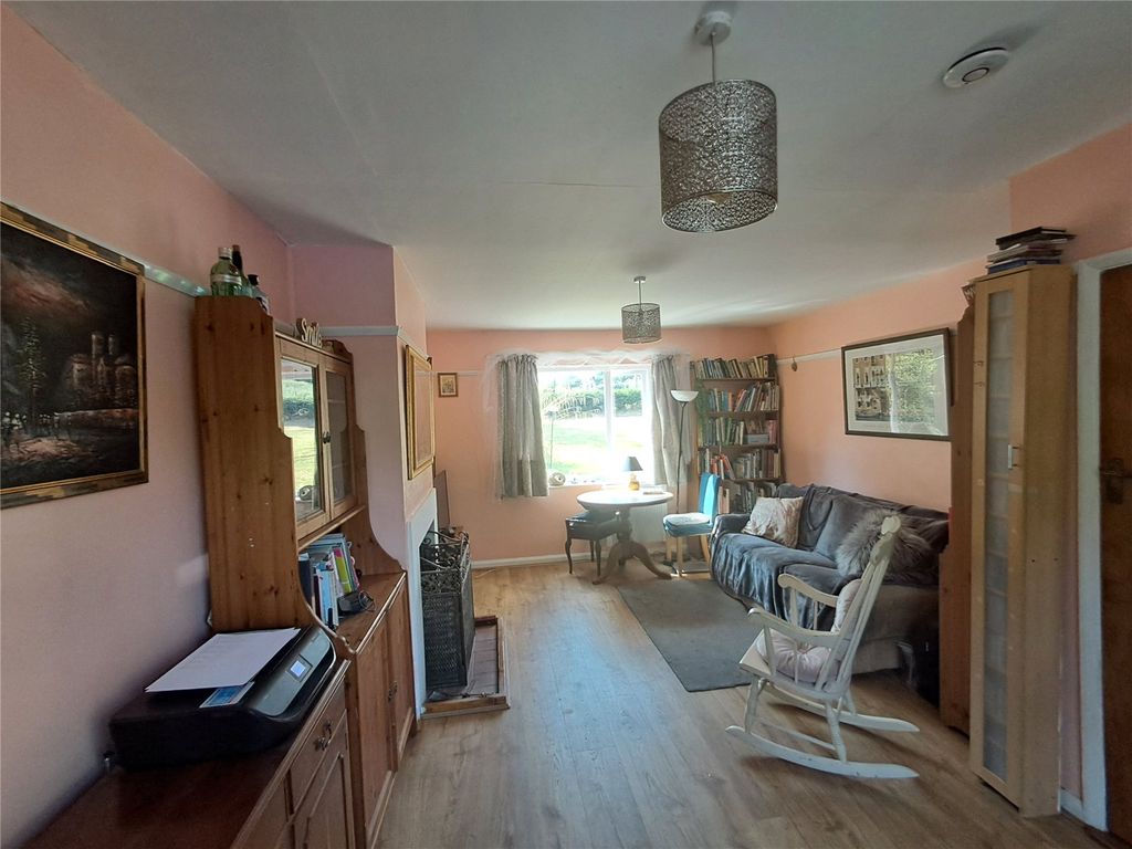 Property photo 3 of 15 Picture No. 21
