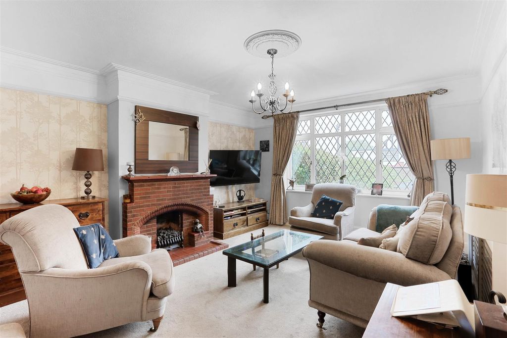 Property photo 2 of 25 1552677821 - 11.Jpg