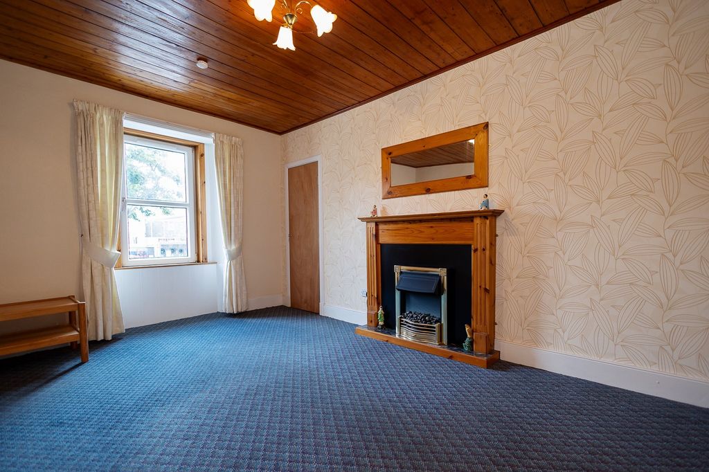 Property photo 3 of 9 Not Specified