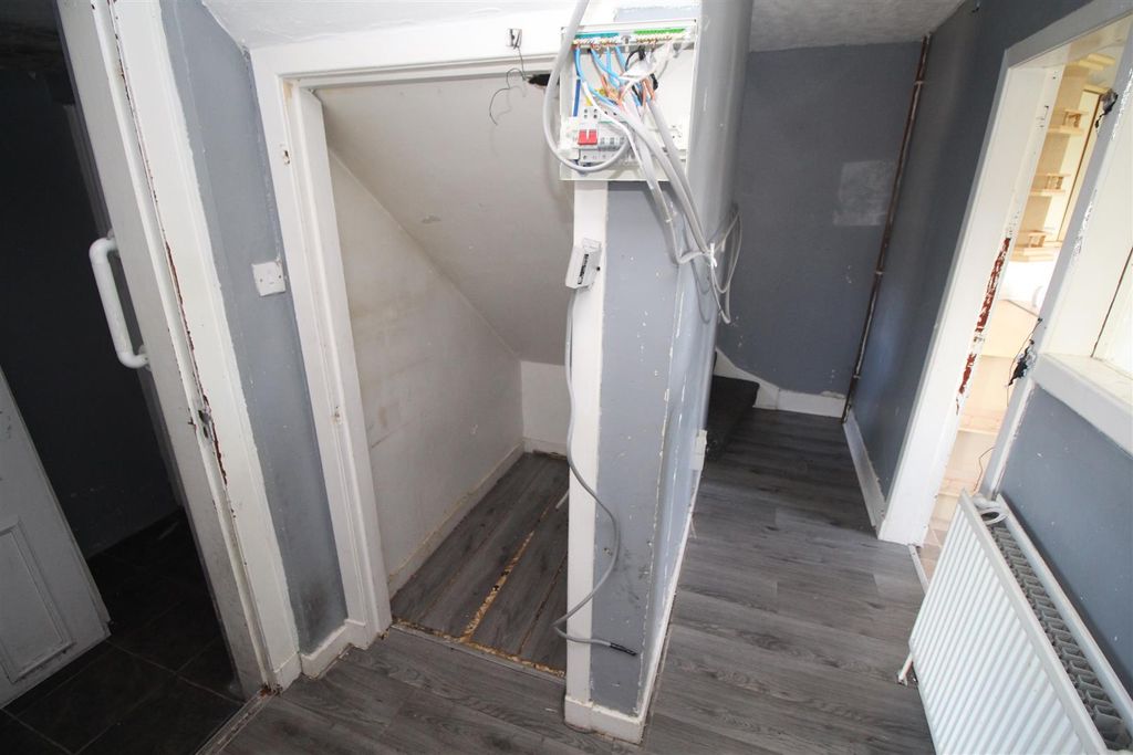 Additional image 5 of 2 bed terraced house for saleWren Road, Greenock PA16