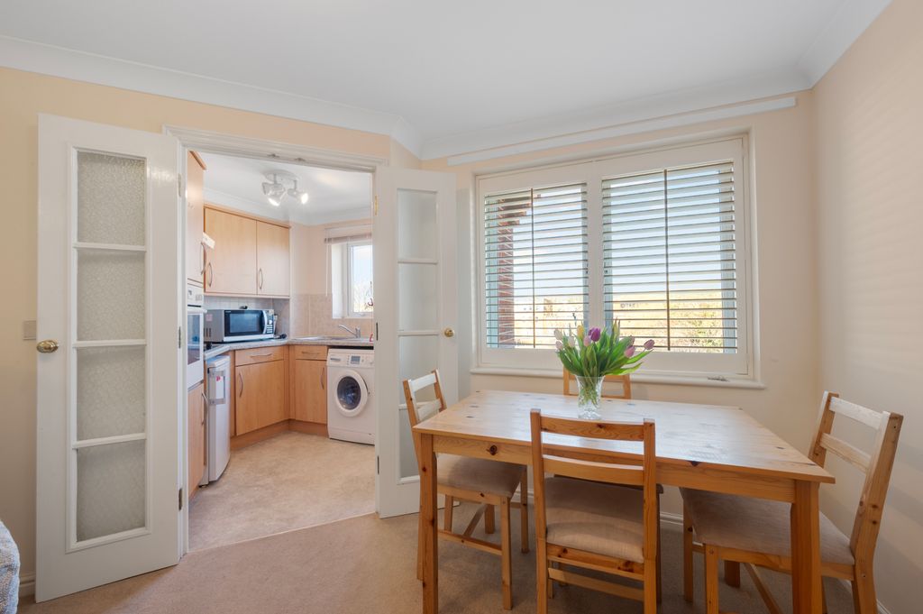 Property photo 2 of 10 Picture No. 04