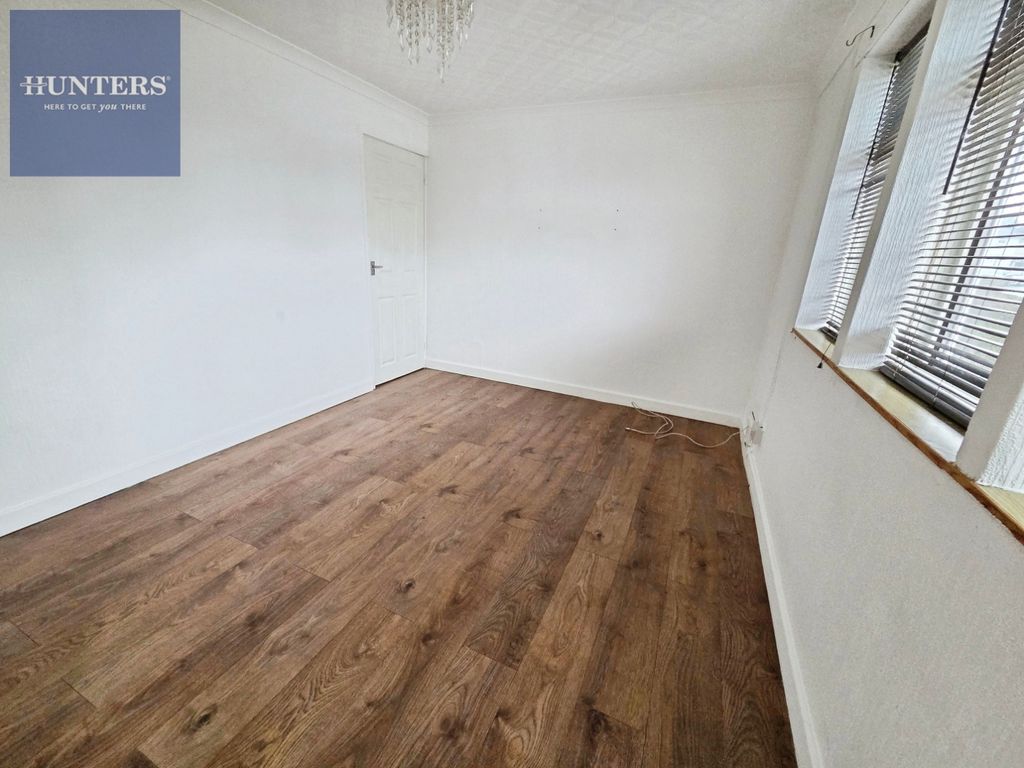 Property photo 2 of 12 Pbox-Img.Jpg